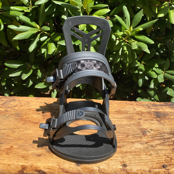 デスレーベル BLACKFLAG ユニオン FLITE PRO Flite Pro Men's Snowboard Binding | Union Binding Company