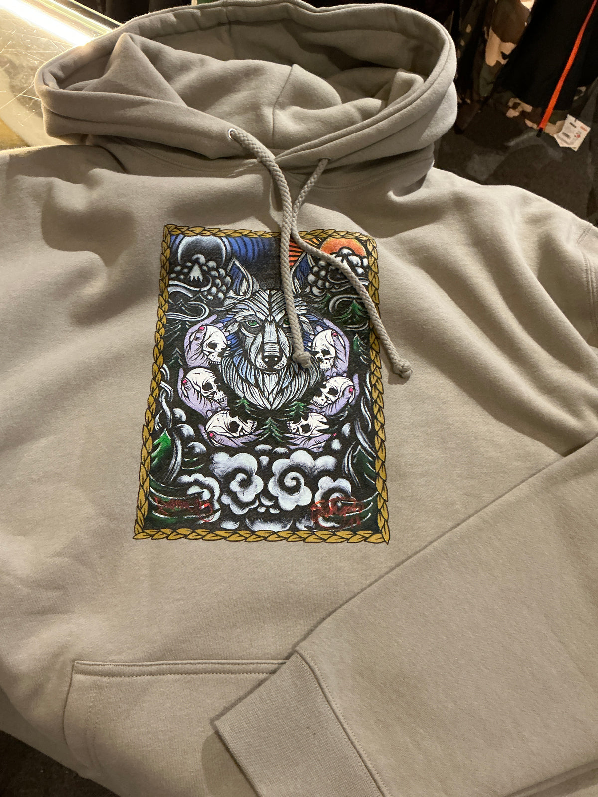 Midnight Howler Pullover Hoodie, Cement