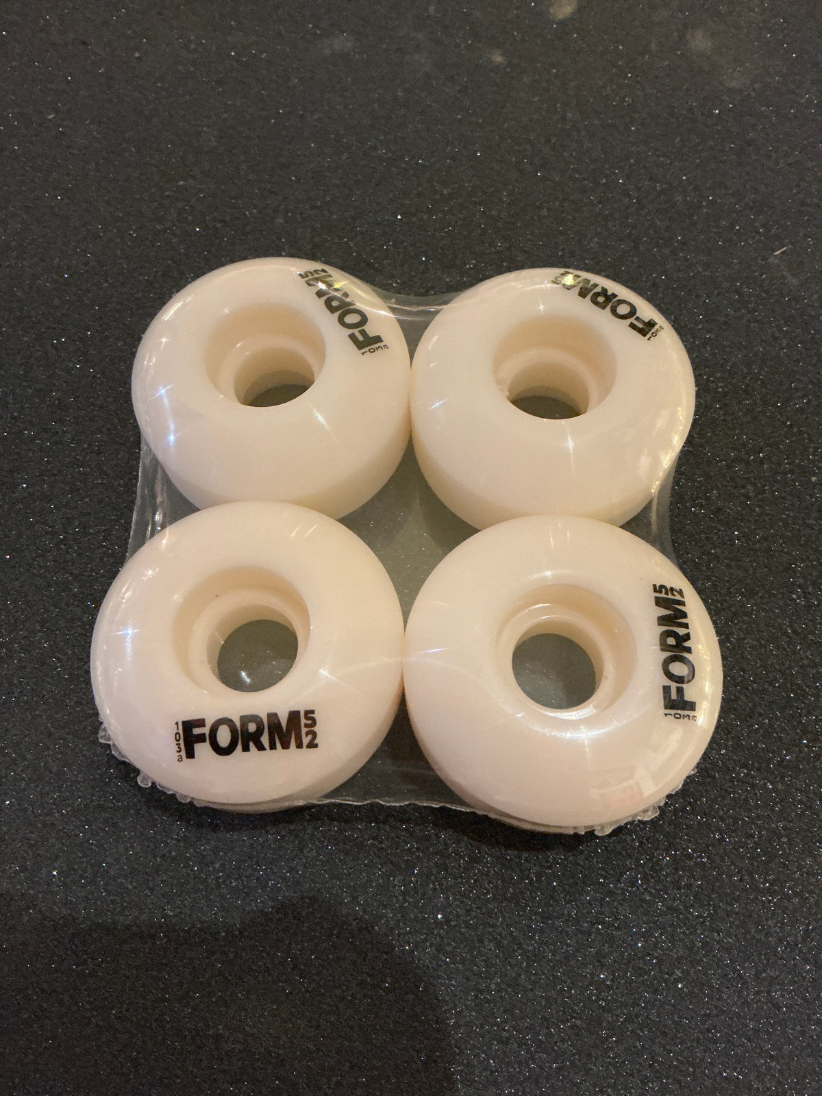 BLANK FORM WHITE