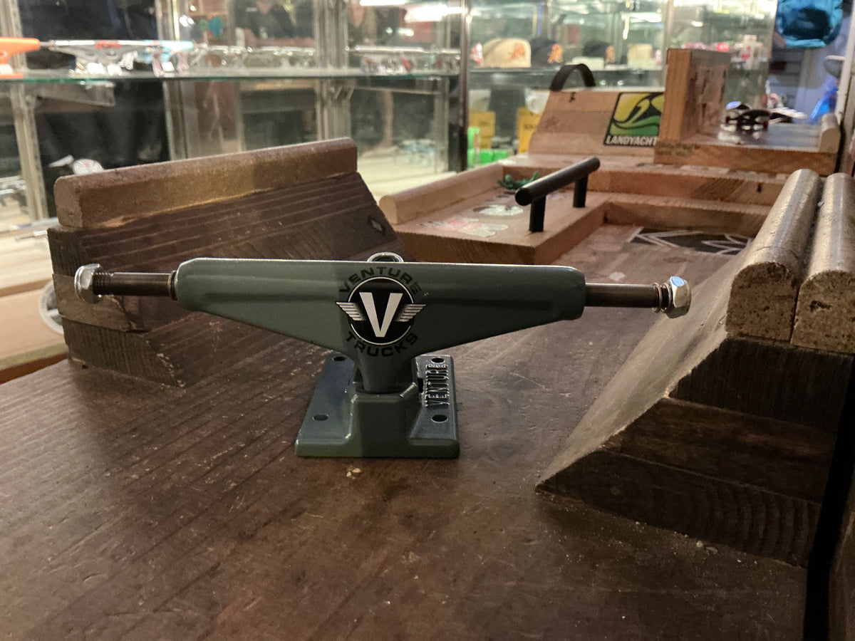 Skateboard Truck Venture OG Wings 5.2
