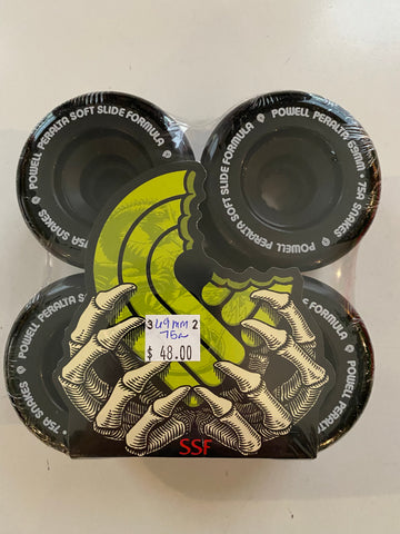 Powell Snakes 66mm 75a  Black