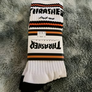 SANTA CRUZ VS THRASHER SOCKS  WHITE