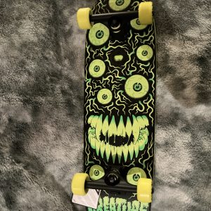 CREATURE NIGHTCRAWLER 30.75 X 8.65