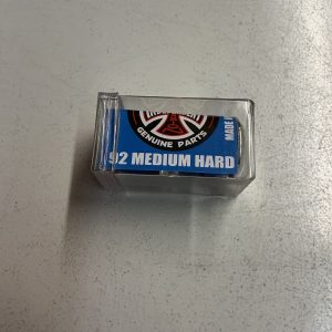 Independent Standard Conical 92 (med hard) blue bushing with washers